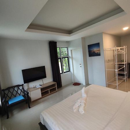 Baan Ampai Beach Hotel Hua Thanon  Εξωτερικό φωτογραφία